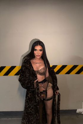 Проститутка Мия с сюрпризом (23лет,Новосибирск)